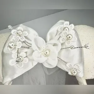 Disney | Accessories | Disney Ears Wedding Veil Bride Bow  display picture 1